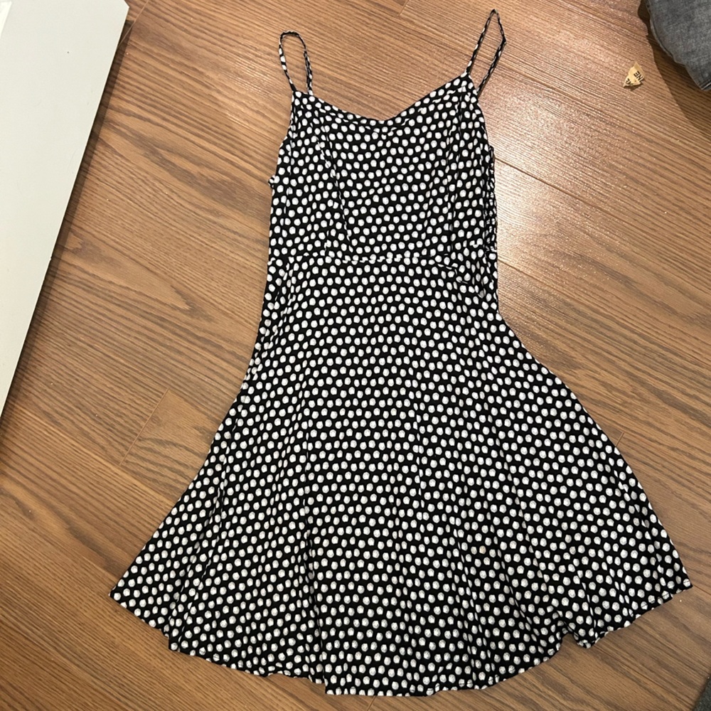 Old navy seashell print dress